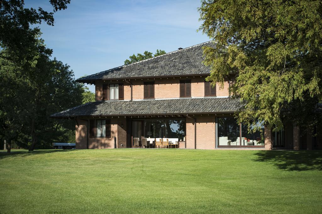 Agriturismo Tenuta "Il Cigno" Villanterio Exteriör bild