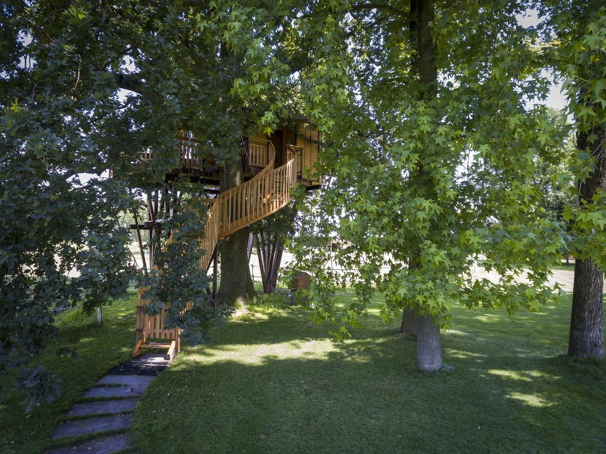 Agriturismo Tenuta "Il Cigno" Villanterio Exteriör bild